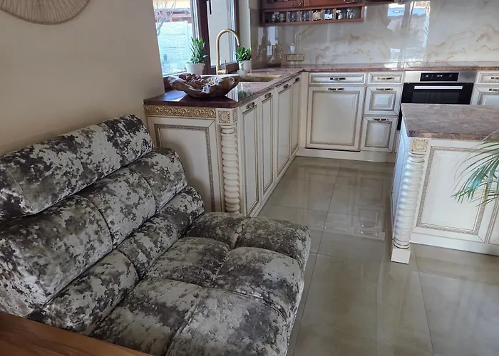 R Limoli Vintage Vila *