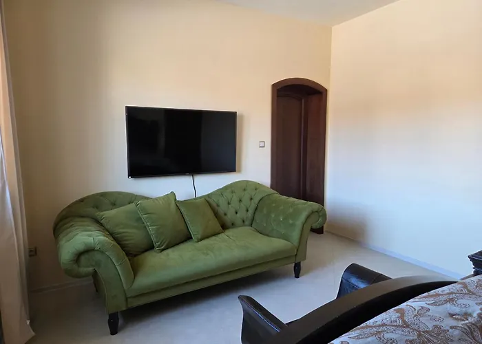 Vila R Limoli Vintage Travnica