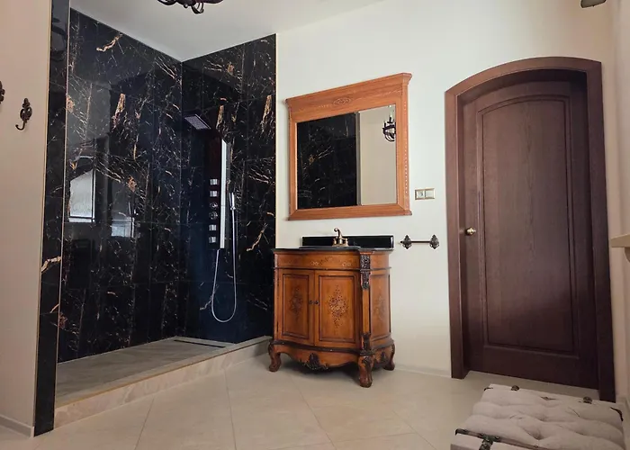 R Limoli Vintage Villa